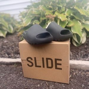 Yeezy Slides